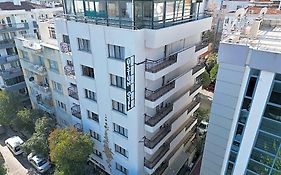Üstün Hotel Alsancak